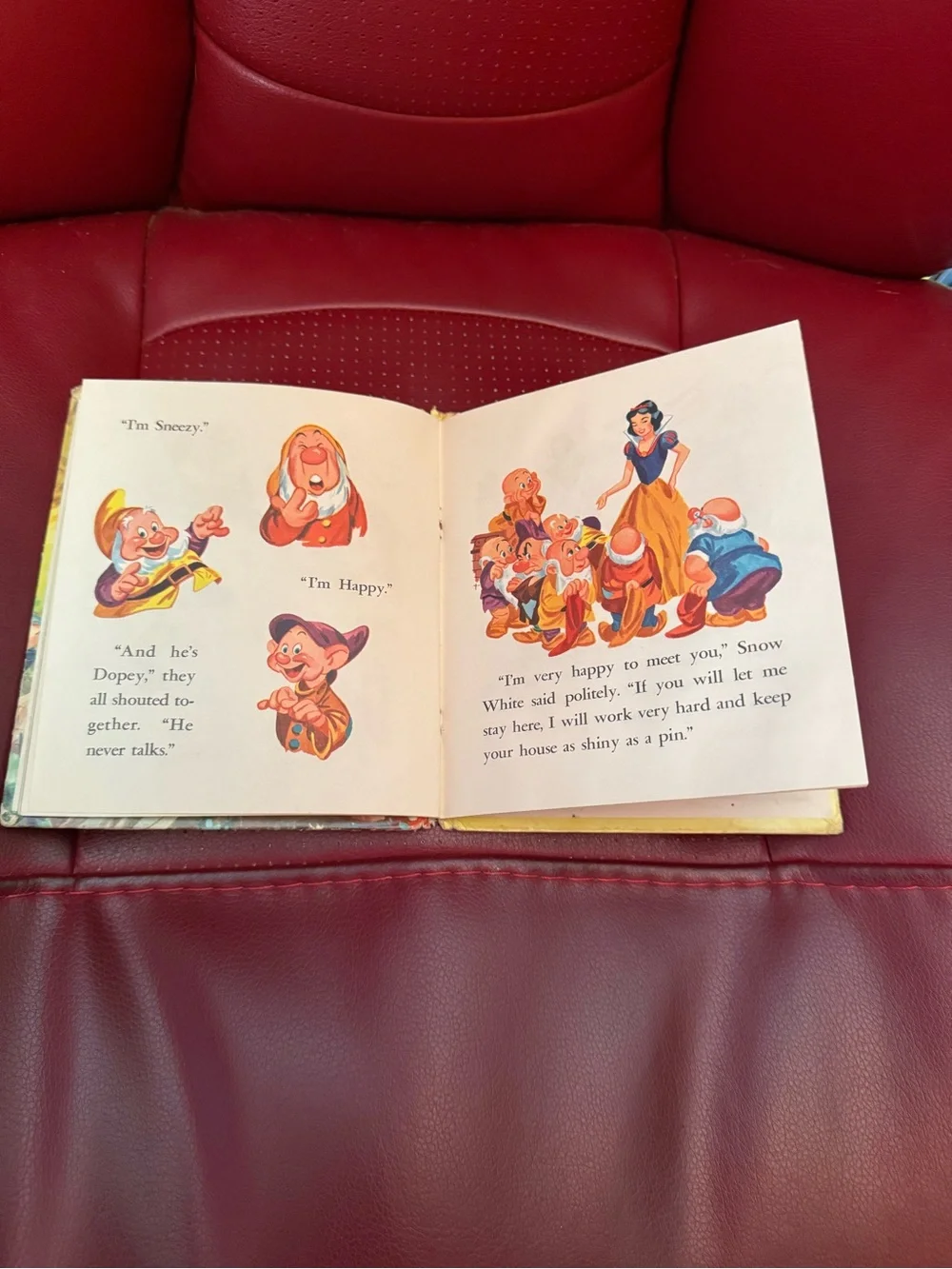 1957 Walt Disney’s Snow White and the Seven Dwarfs Tell-a-tale Whitman Book